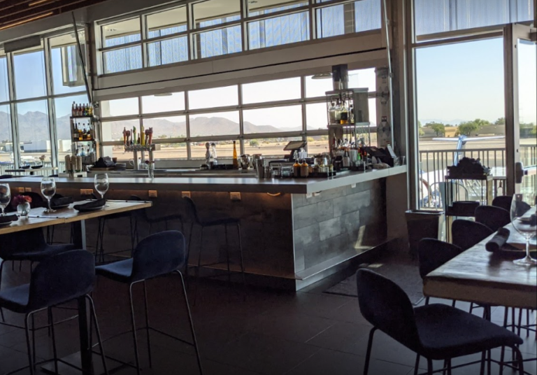 Volanti Runway Lounge Airpark11 768x536
