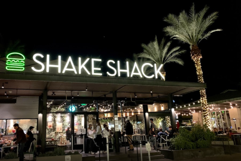 Shake Shack Kierland Commons 2 1 768x513