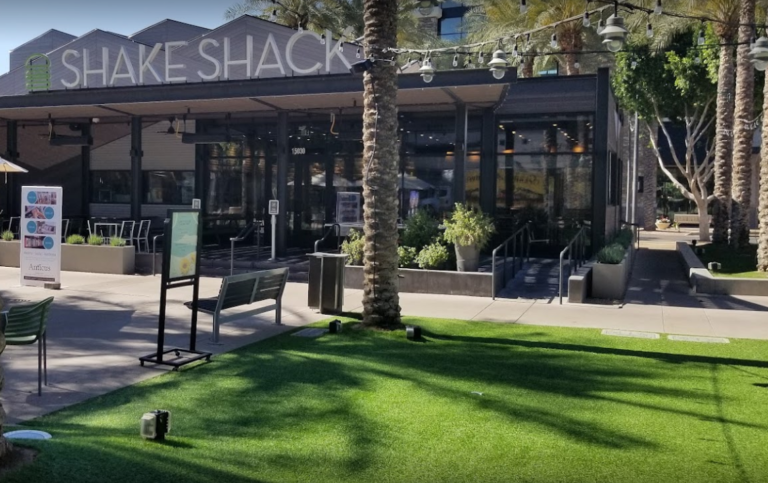 Shake Shack Kierland Commons 5 768x483