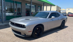 2015 Dodge Challenger V-6